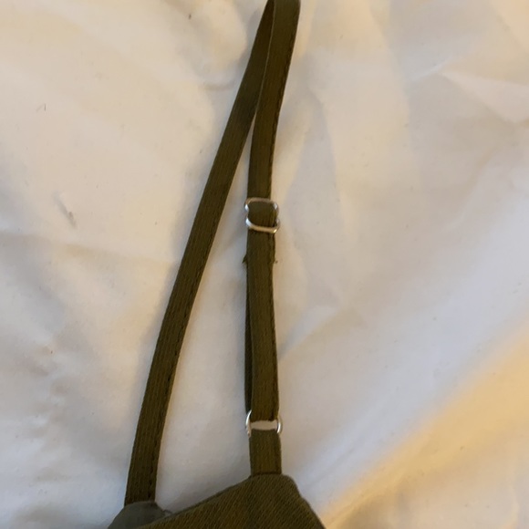 1. State Green Top - Picture 6 of 6